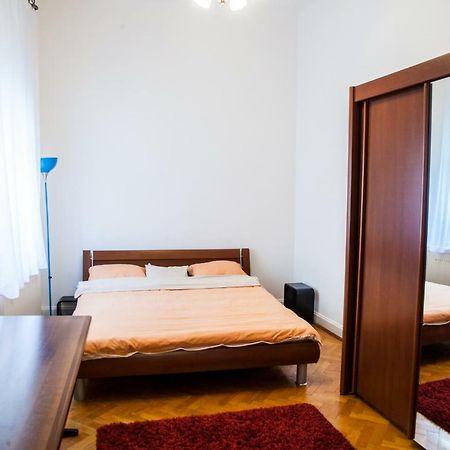 Inner City Apartment Debrecen Eksteriør billede