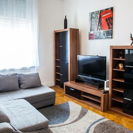 Inner City Apartment Debrecen Eksteriør billede