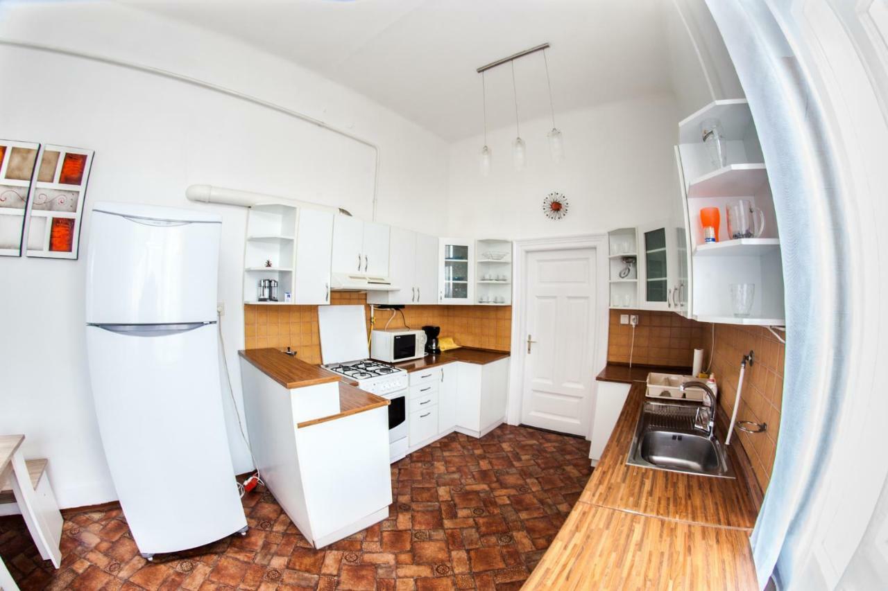 Inner City Apartment Debrecen Eksteriør billede