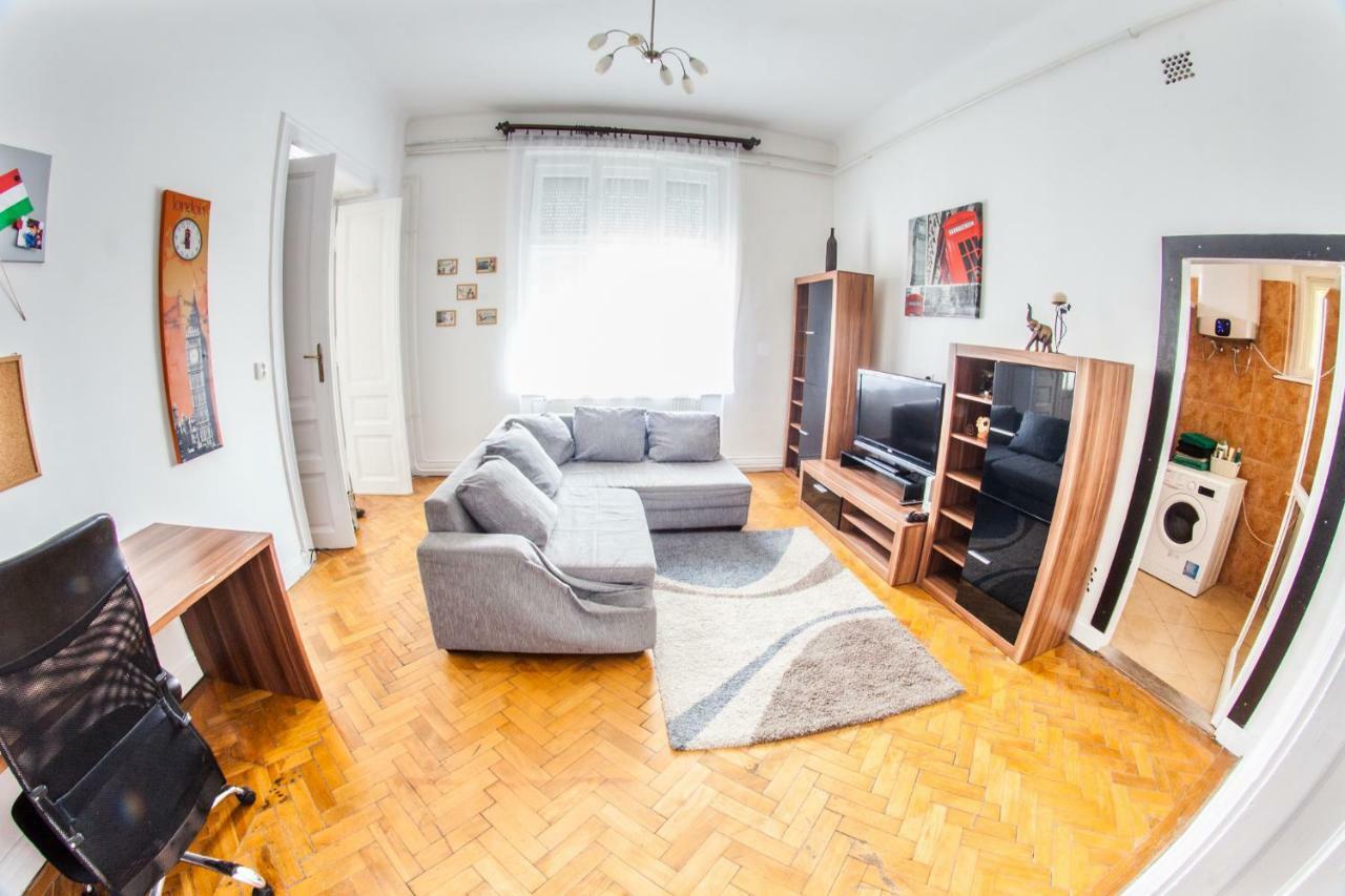 Inner City Apartment Debrecen Eksteriør billede
